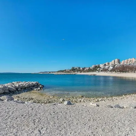Adriatic شقة